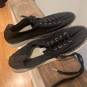 Onia Light Weight Cotton Nylon Blend Upper Sneakers Shoes